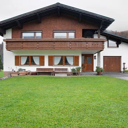 Haus Bergfrieden * Au (Bregenz)